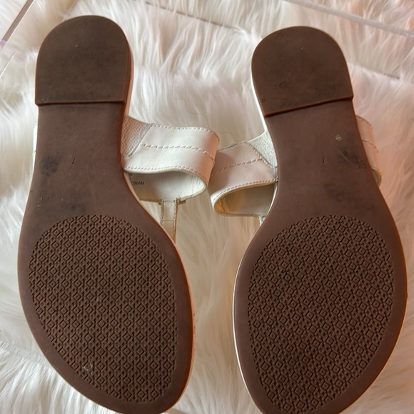 Tory Burch Everly Backless Thong Sandal in white, size 7 - Picture 5 of 6
